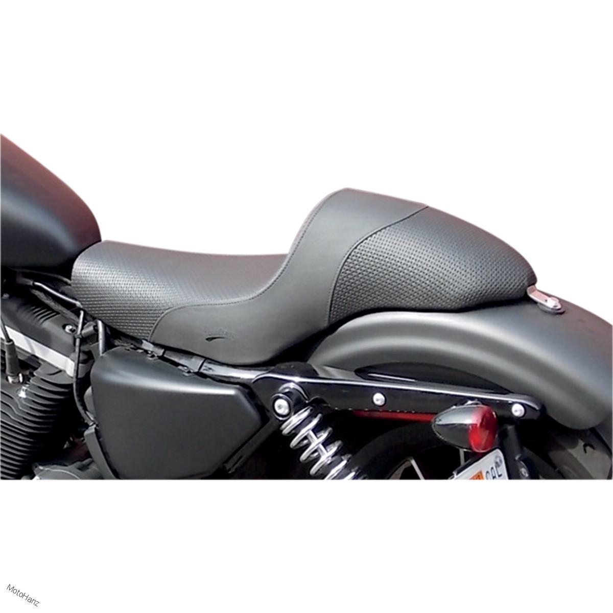 Sedlo Americano Cafe od Saddlemen Harley Davidson Sportster XL 04-20 17L nádrž