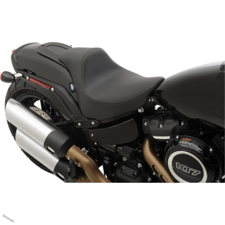 Sedlo EZ- ON Solo od Drag Specialties Harley Davidson Softail FXFB 18-19