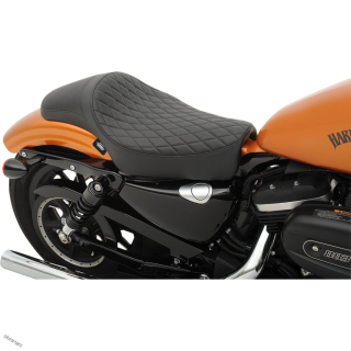 Rozšířené sedlo Predator Drag Specialties Harley Davidson Sportster XL 04-20