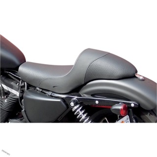 Sedlo Americano Cafe od Saddlemen Harley Davidson Sportster XL 04-20 12,5L nádrž
